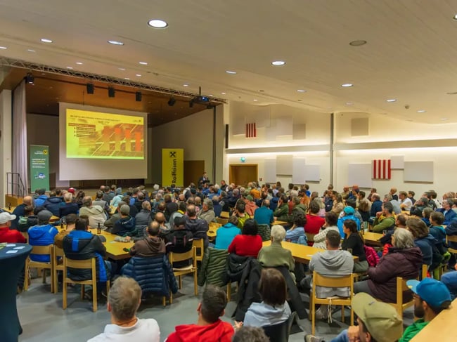 Versammlung der EEG Mitglieder