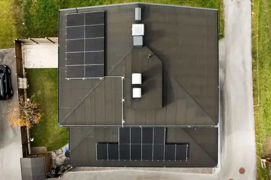 Einfamilienhaus mit PV-Anlage