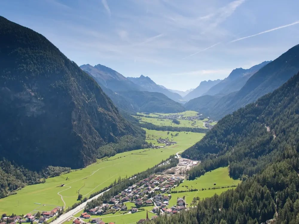 Bild vom ötztal als der vogelperspektive