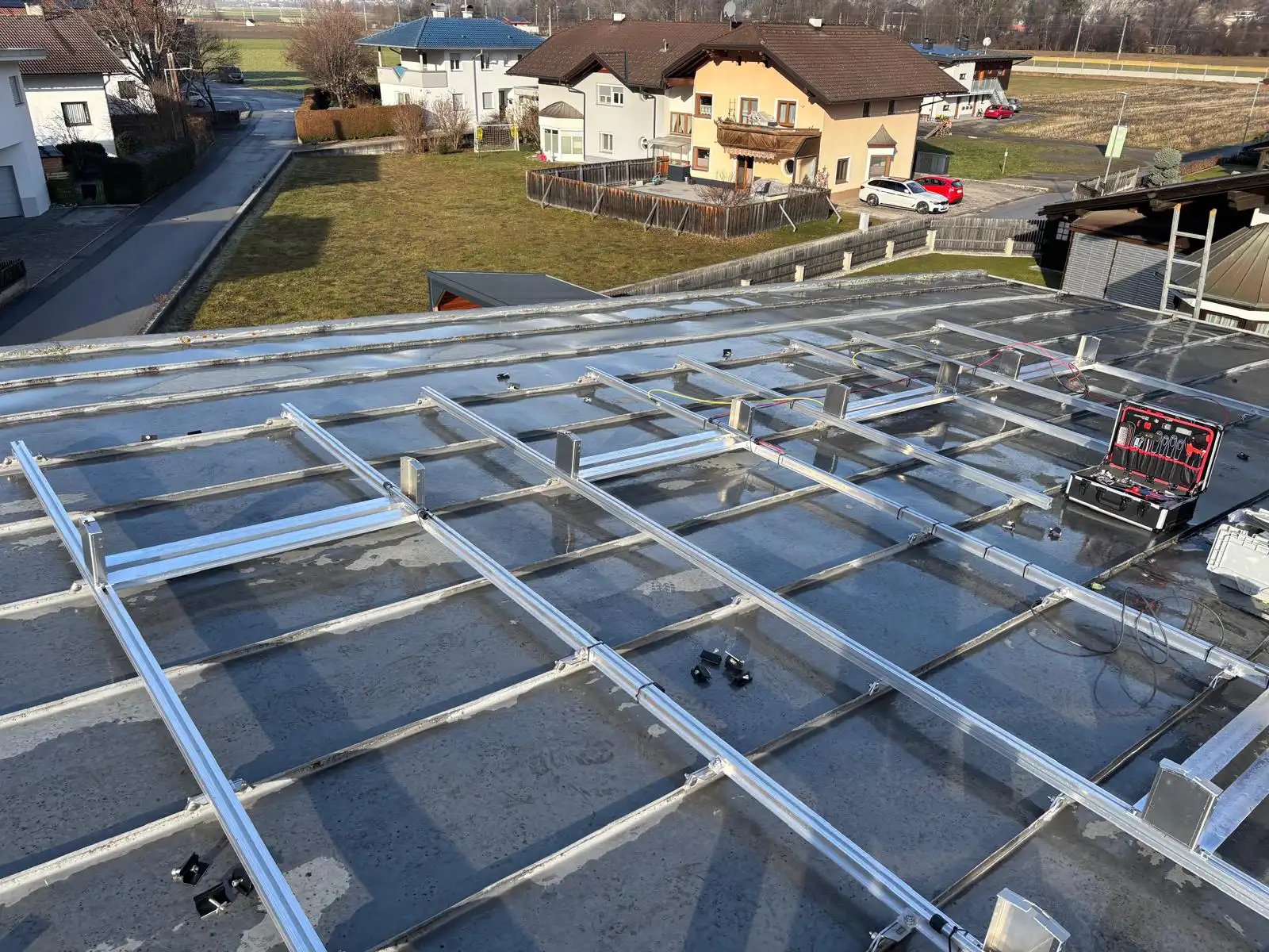 Unterkonstruktion einer PV-Anlage am Dach 